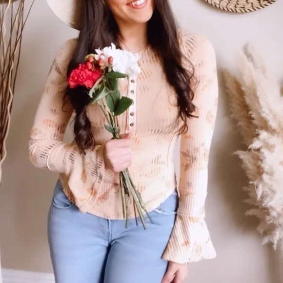 Free People Layer Me Henley Long Sleeve Top in Peach Size XS - Picture 9 of 11